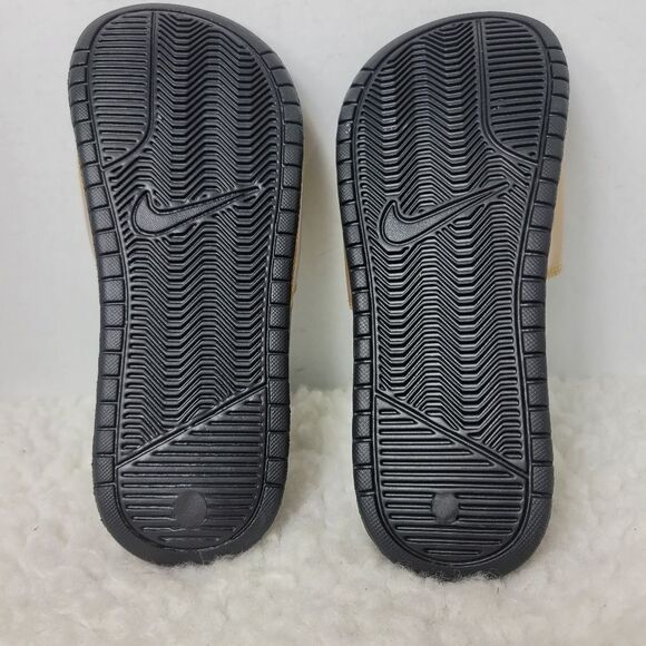 Nike Benassi Women's Slide Size 6 Sandals Black Gold Print Casual Shoes - Picture 9 of 9